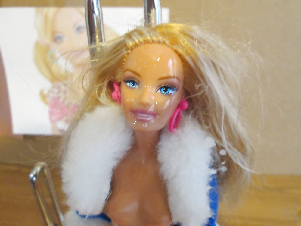 Winter Barbie # 1 #40253680