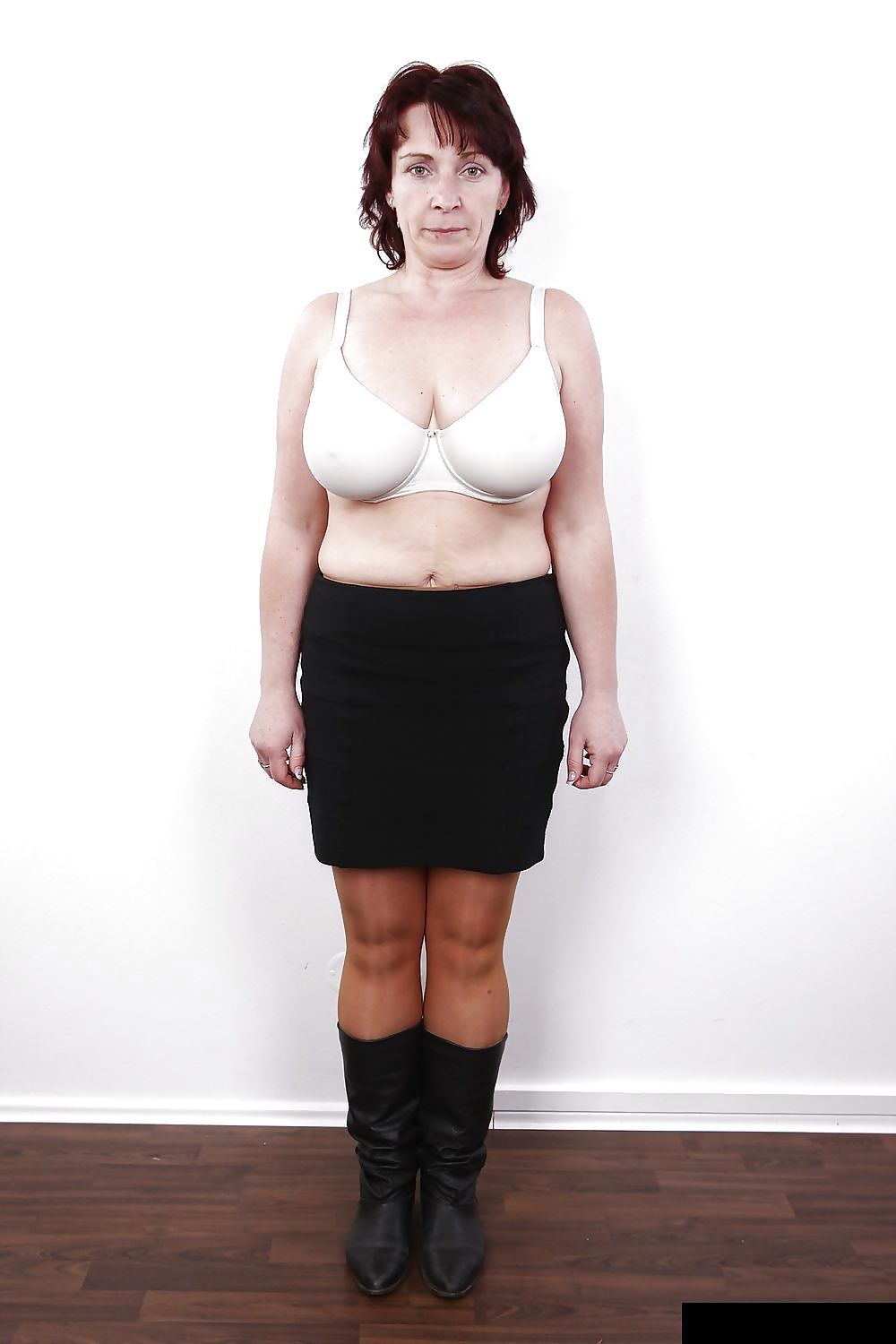 Madura checa
 #37978063