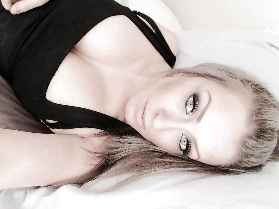 Pechugonas
 #29353967