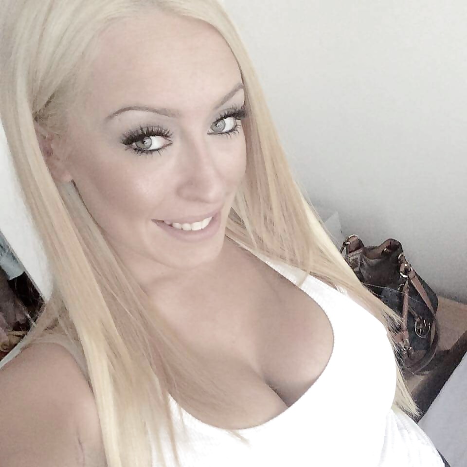 Pechugonas
 #29353997