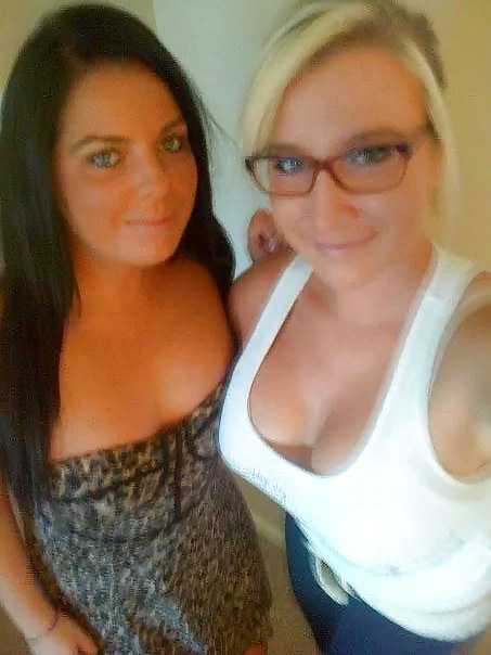 Pechugonas
 #29354177