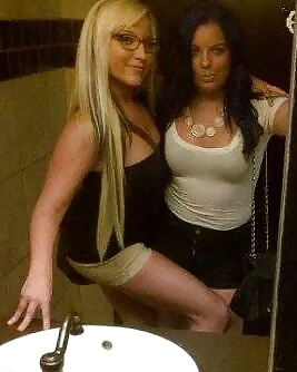 Pechugonas
 #29354209