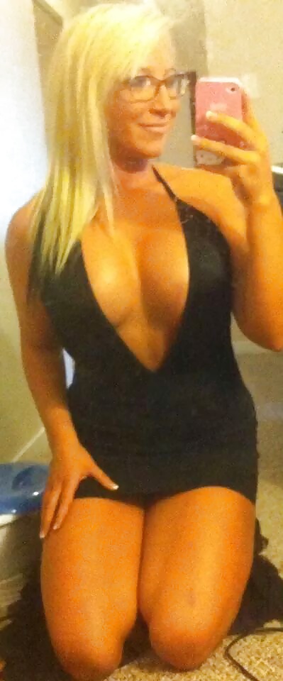 Pechugonas
 #29354245