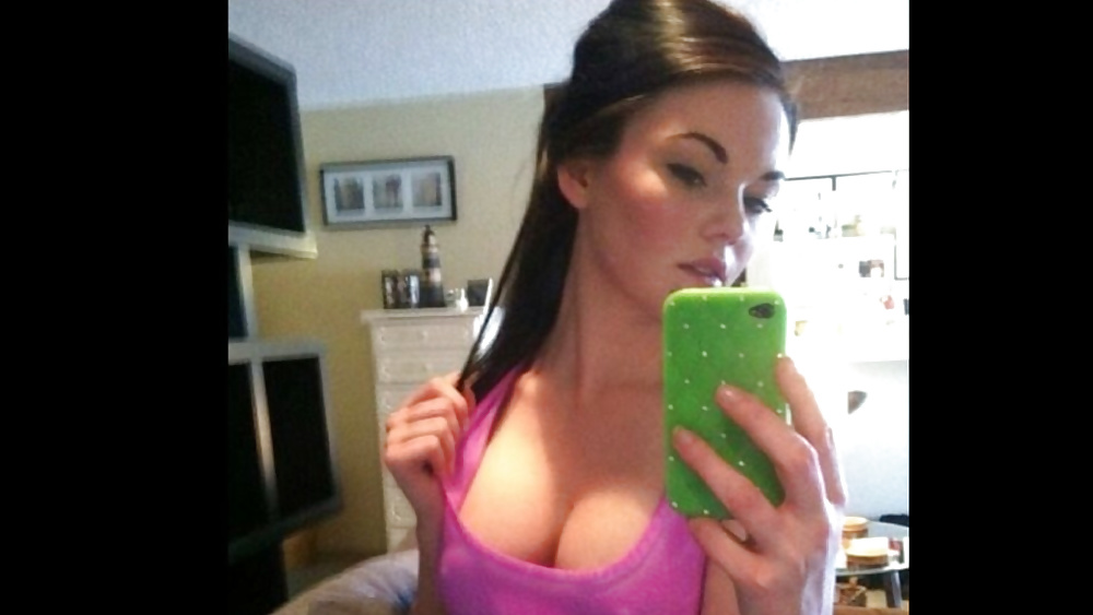 Pechugonas
 #29354257