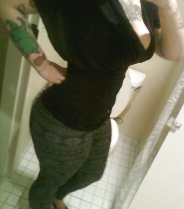 Bootylicious Lady #37076332