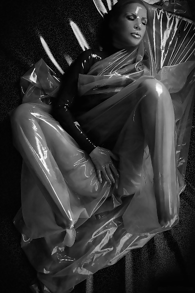 Monochrome #2
 #28777899