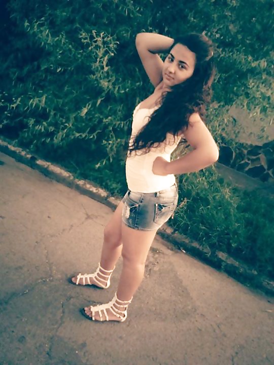 Amateur Facebook Teen Ass N Füße #38846750