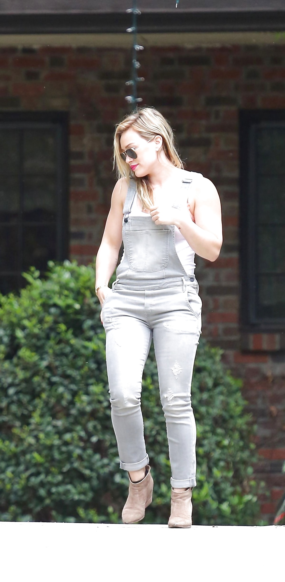 Hilary duff
 #27932671