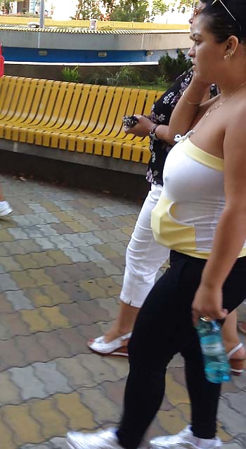 ブラジャーなしの7
 #29524319