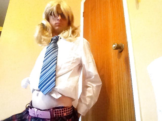 Colegiala traviesa 
 #39242712