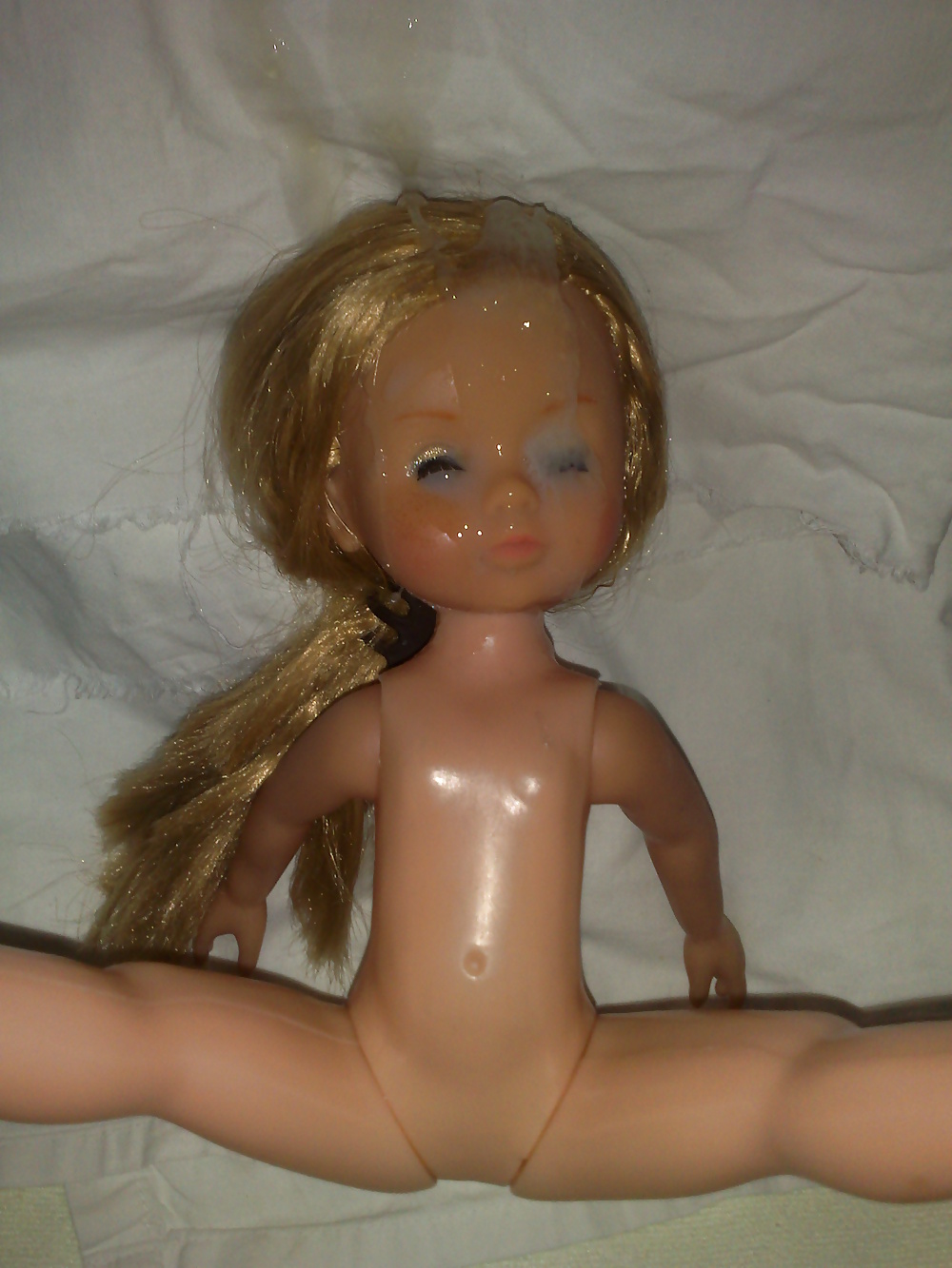 Mina-doll clouse up facial
 #29909248
