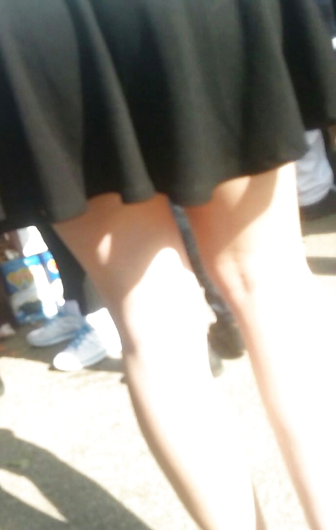 Spy sexy women skirt and feet romanian #40863060