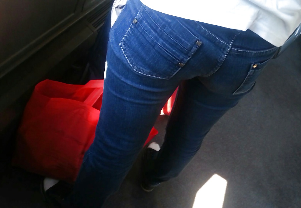 Spy sexy women old + young ass in bus and tram romanian #39522060