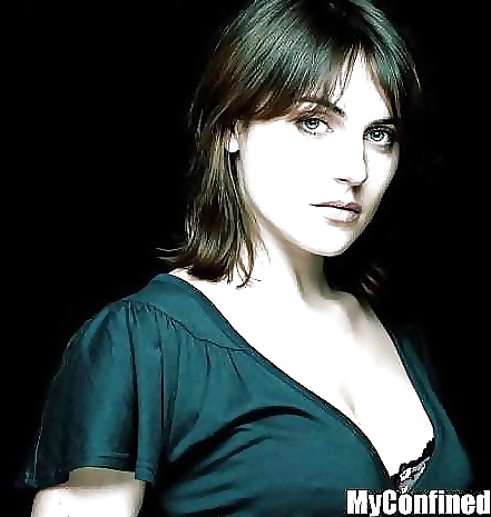 Antje Traue collection #33311065