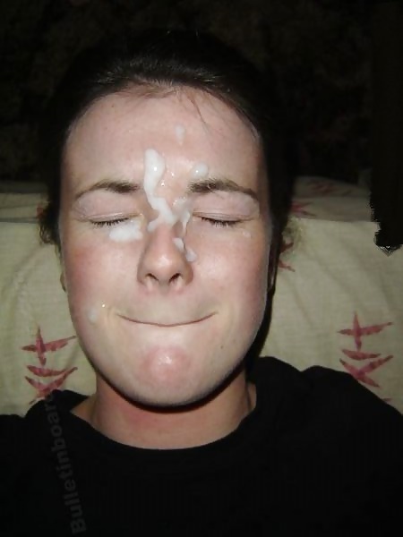 Recibiendo un facial de proteínas
 #31149004