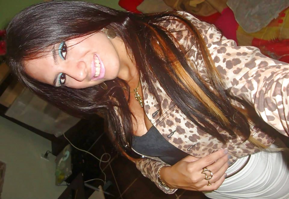 ヴァカンスのためのベッドメイキング
 #31744287