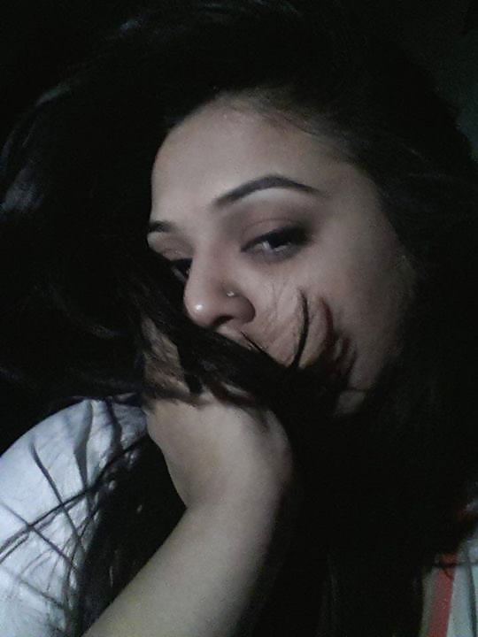 Pirya Khan Nik Name Maya Khan  #34696618
