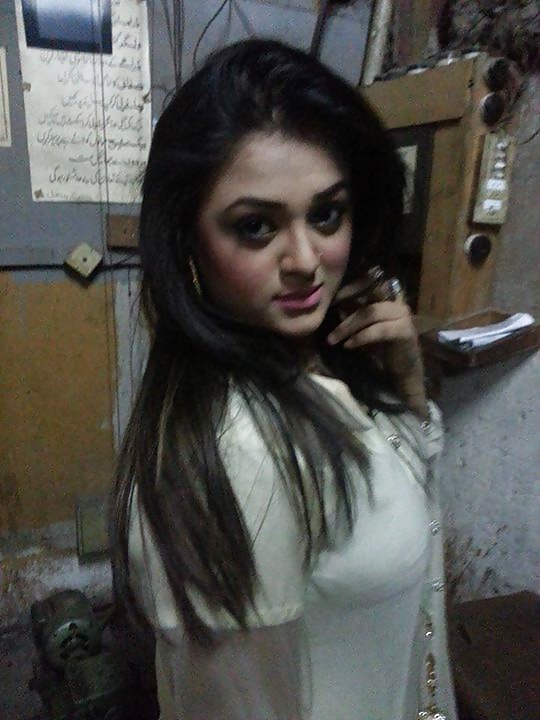 Pirya Khan Nik Name Maya Khan  #34696657