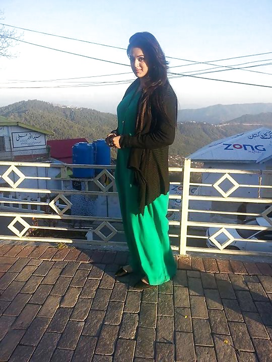 Pirya khan nik name maya khan 
 #34696688