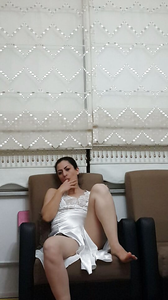 Nurcan erdoganin yanan amcigi party 2
 #28551472