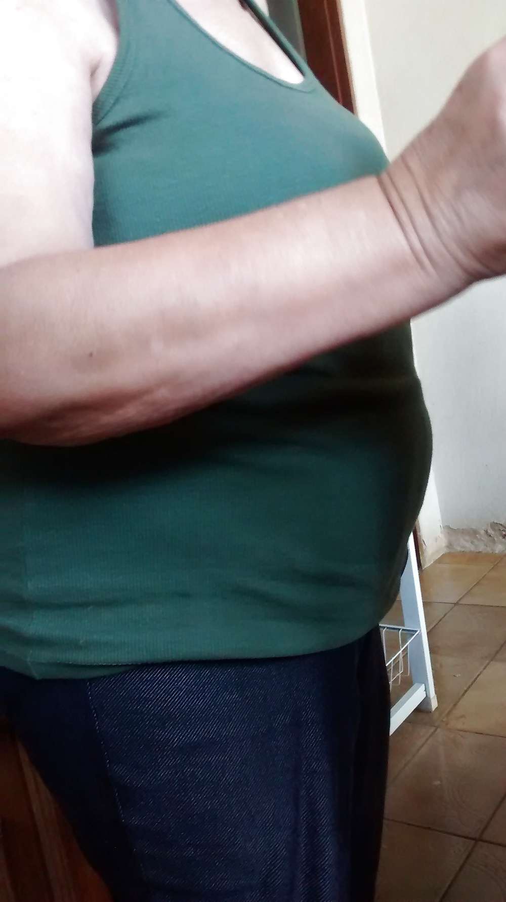 Mrs Janete 79 Yo Und Ihre Provacativ Titten Und Bauch Teil 2 #30042636