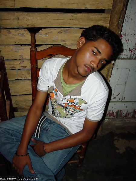 Favelado pauzudo
 #29621123