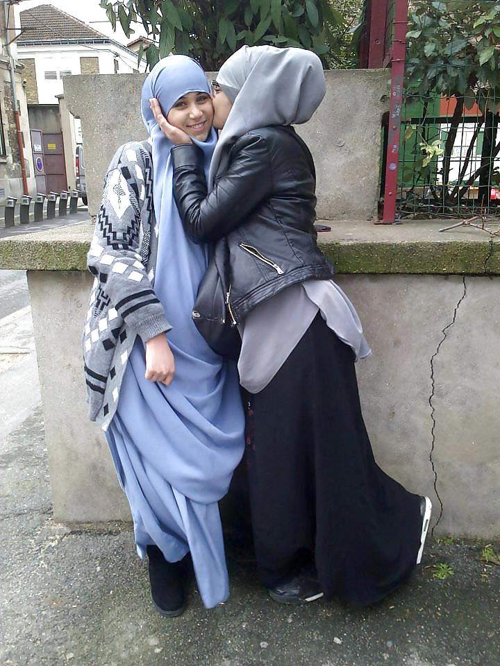 Hijab beurette 2014
 #37277981