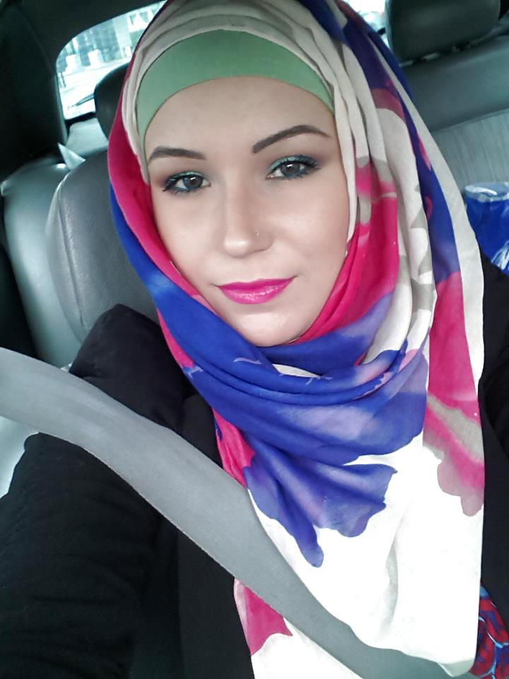 Hijab beurette 2014
 #37278059