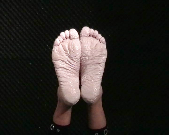 Bianca's wet feet 2011 part 1 #33327935