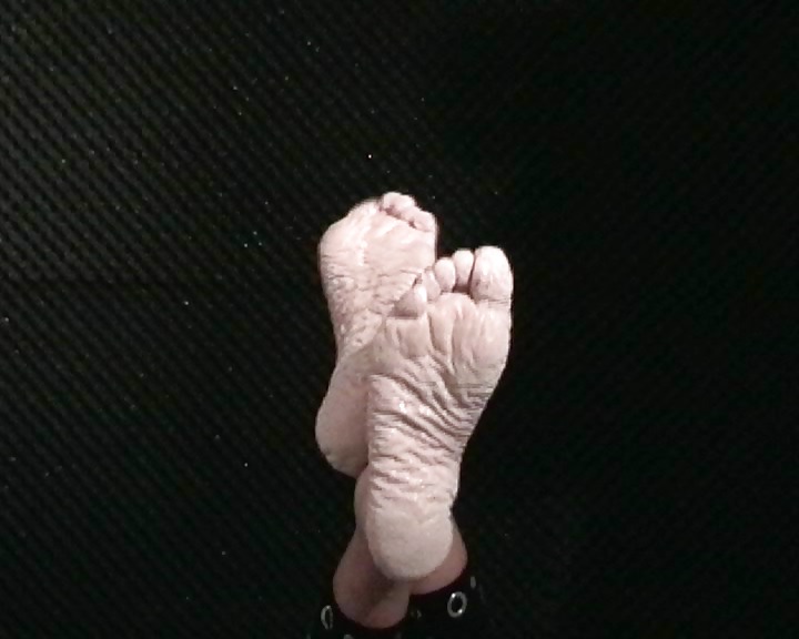 ビアンカの濡れた足 2011 part 1
 #33327996