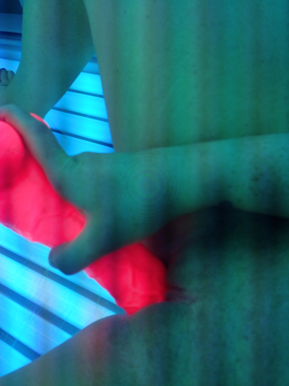 Tanning bed #40932308