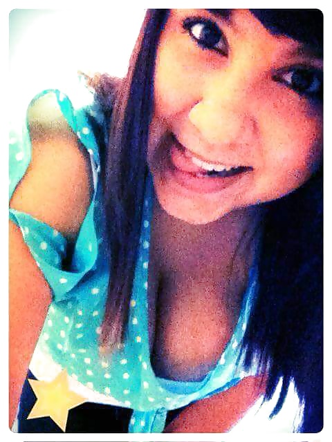 巨乳のラテン系ティーン
 #40770001