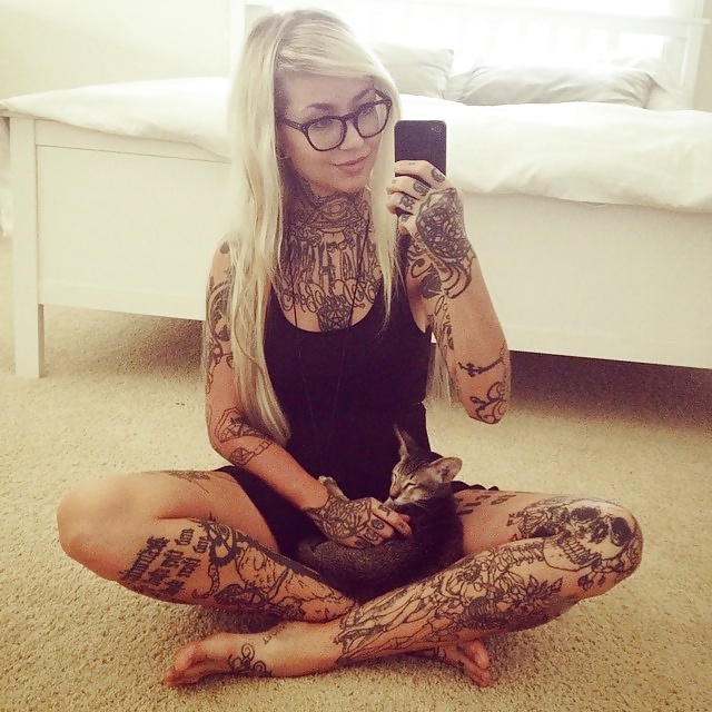 Tattoo girl #39630262