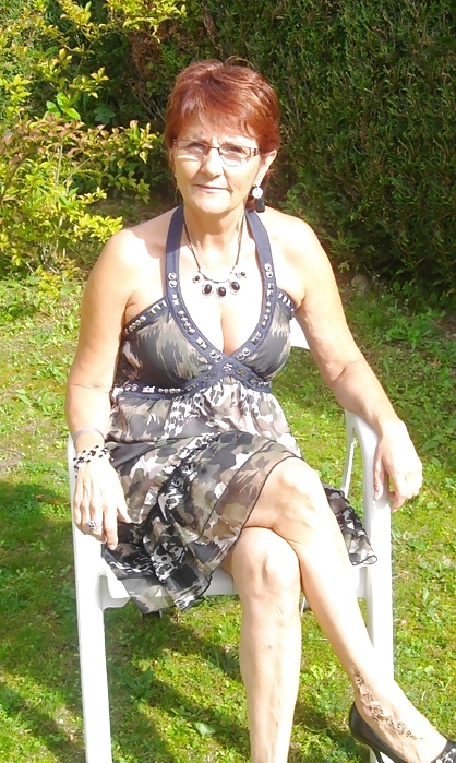 Michele, francaise, 67ans (1)
 #27535715