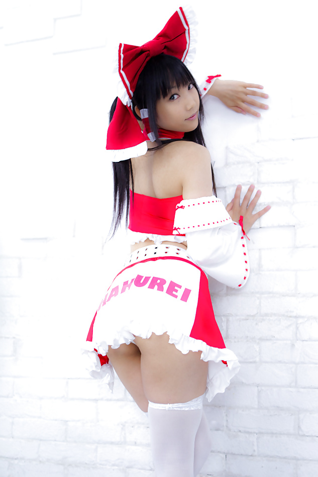 Reimu hakurei (lenfried)
 #25725544