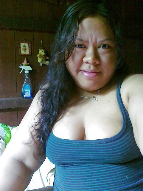 Awek 02
 #26162223