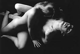 B & W  #34323891