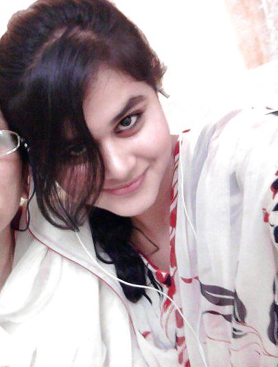 Indian and Pakistani teen slut - stohlen facebook pix #37656357
