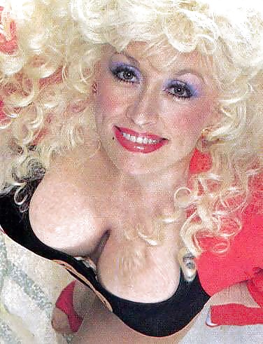 Dolly Parton
 #34691240