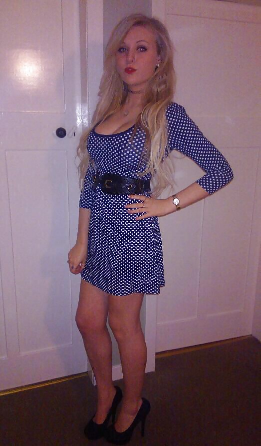 Hotties en vestidos 6
 #40490303