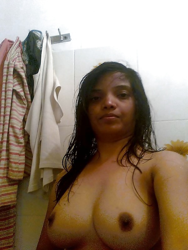 Selfshot Nue Et Semi-nue Des Filles Sexy Deshi #31564793