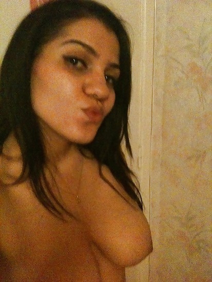 Naima i
 #30556334