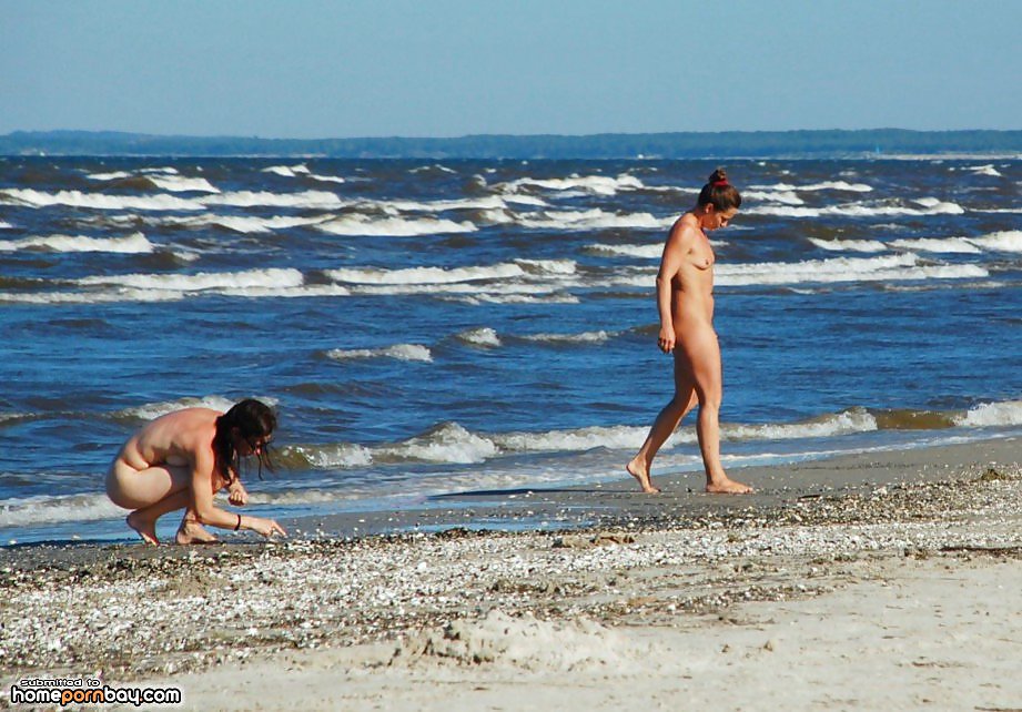 裸のビーチショット
 #33673063