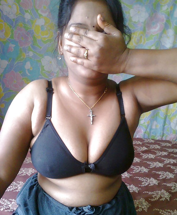 ネロールのKeerthana
 #32372736