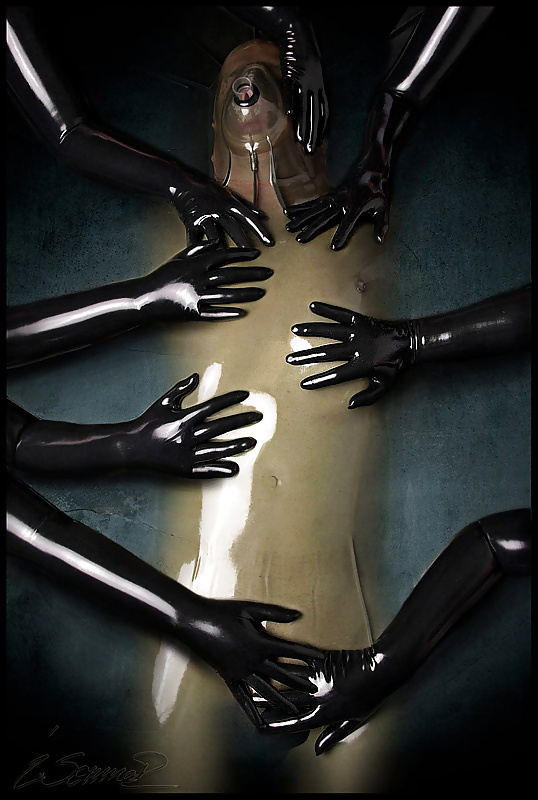 Mundo fetichista....
 #23872249