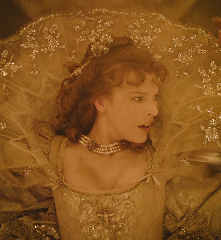 Milla Jovovich #38835849