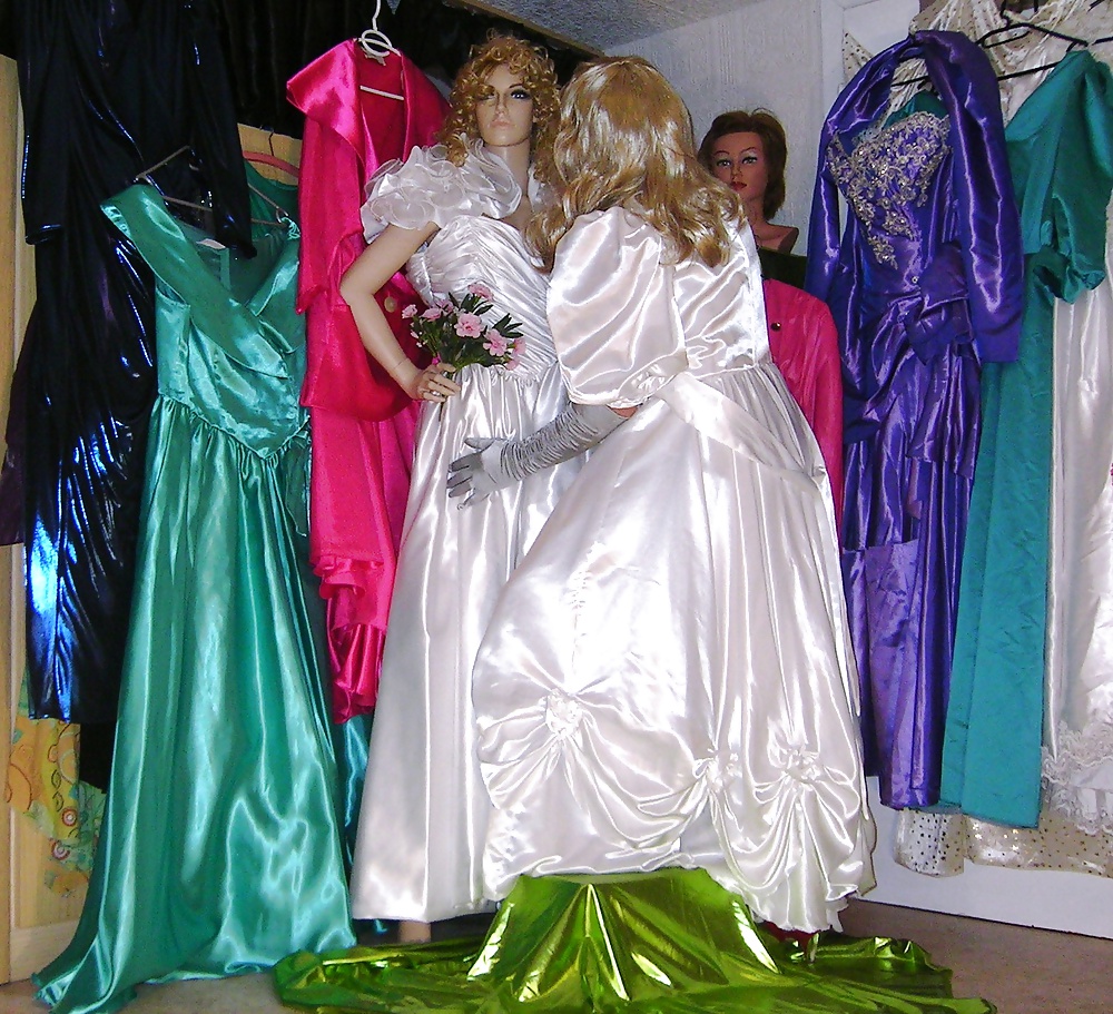Franzi liebt geile Kleider #38528298
