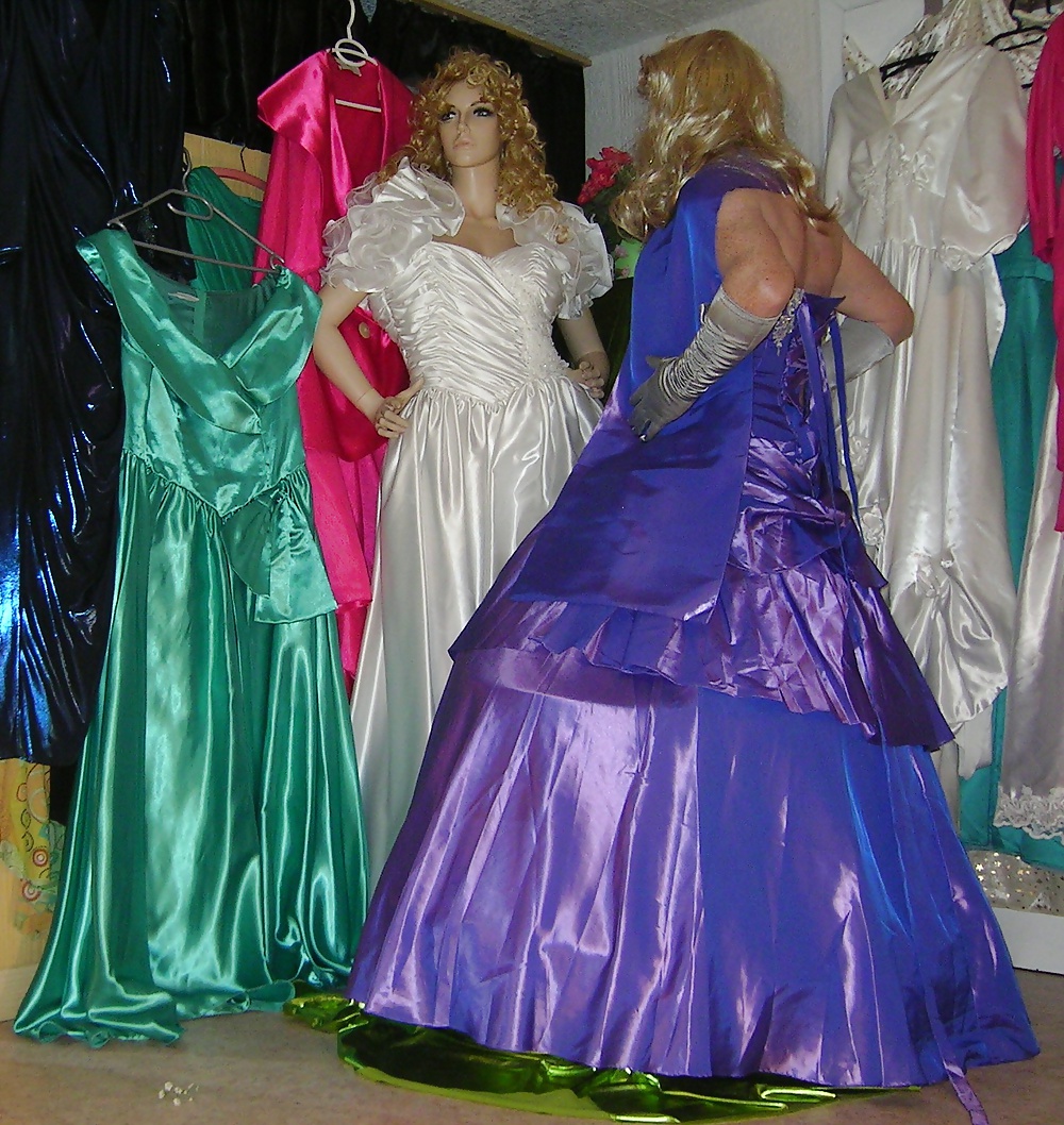 Franzi liebt geile Kleider #38528348