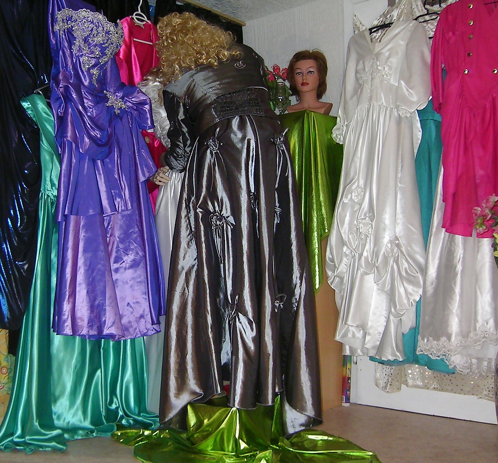 Franzi liebt geile Kleider #38528363