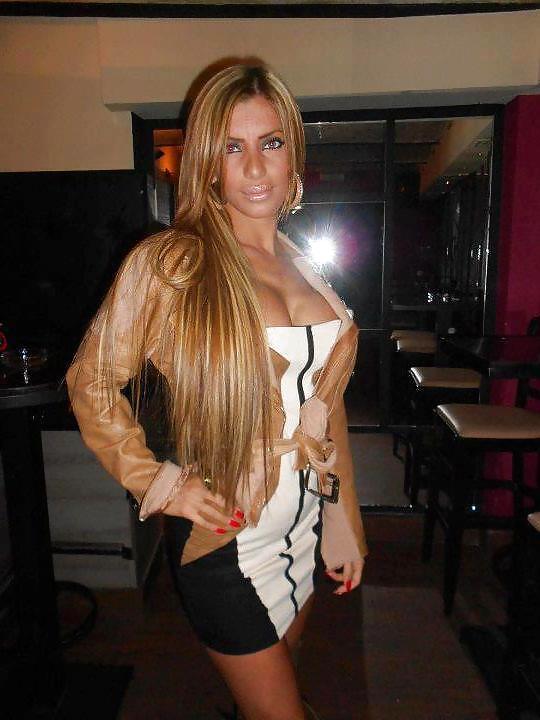 Viky kons
 #36371658